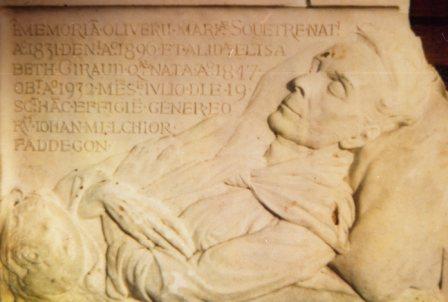 sculptuur grafplaquette Nozay